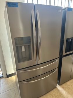 Frigidaire Gallery Black Stainless Counterdepth Refrigerator W Ice & Water