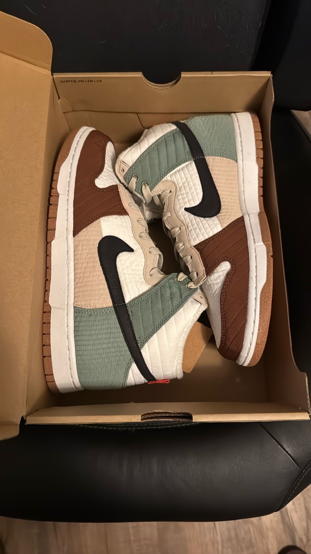 Women’s Dunk High lX Next Nature Size 9.5 Men’s