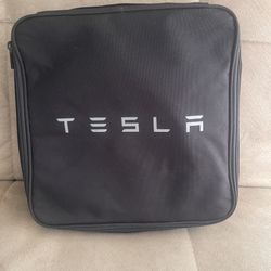 Tesla Mobile Connector Charger CABLE Charging Gen 2 OEM 1101789-00-M NEMA 5-15