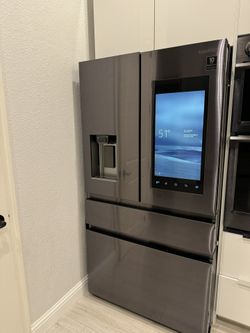 Samsung Family hub fridge 