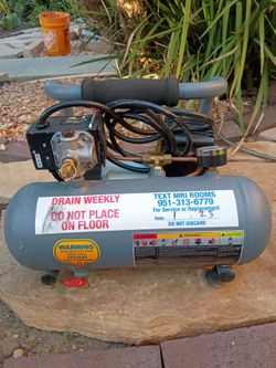 SENCO PC1010 Aluminum Grey 1HP 115V 120 PSI 1 Stage Oil-Less Air Compressor 1 gal