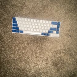  Magegee keyboard blue and white 45$