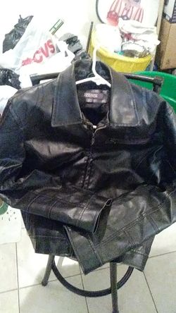 Kenneth Cole mens leather jacket