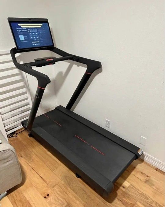 Peloton-Treadmill