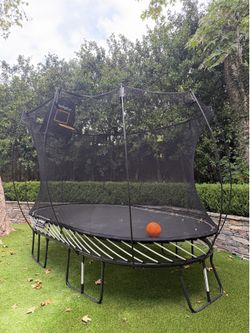 Springfree Trampoline Medium Oval (9x13) w Basketball Hoop