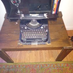 Typewriter Antique