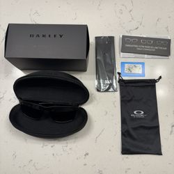 Oakley Sunglasses 