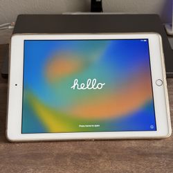 iPad 6 Gen, Gold, 32gb