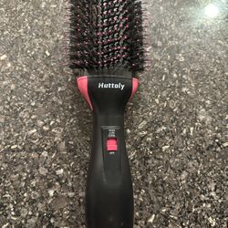 huttoly Blow dryer Hair brush pink Barely Used Curling Drying Iron Straightener 