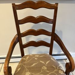 Set Of 6 Ethan Allen Dining Chairs.   Cushions Are Not EA Fabric