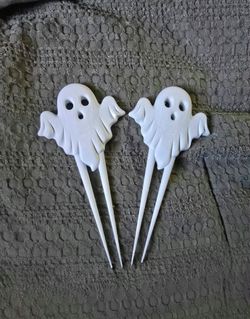 Ghost Hair Pins