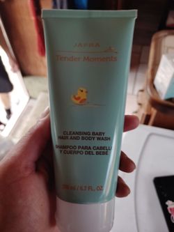 Jafra Tender Moments Baby Hair and Body Wash
