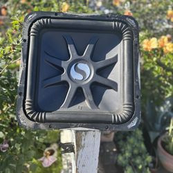  PRICE NEGOTIABLE KICKER Solo-Baric L7S square subwoofer, 