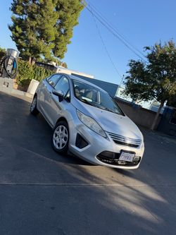 2013 Ford Fiesta
