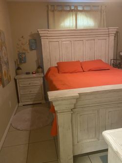 Cal King Bed set