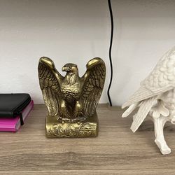 Porcelain White Eagle And Gold Eagles 
