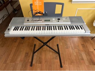 Yamaha Portable Grand Piano DGX-230