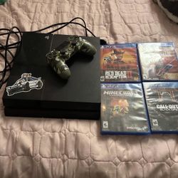 PS4 Good Condition . With Games And Controller 