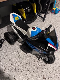BMW Kids Electric Ride-On Motorcycle