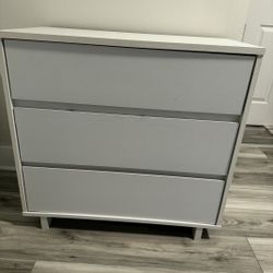 3 Drawer Dresser