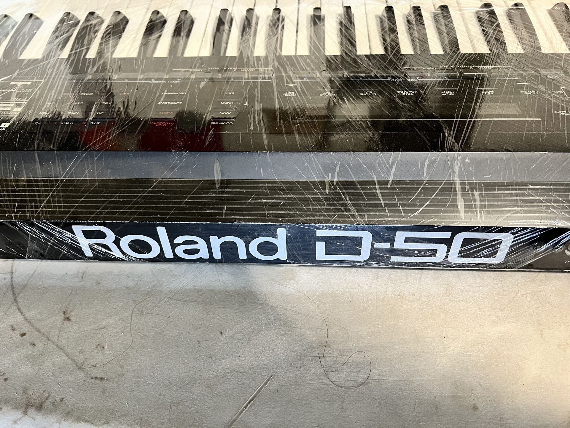 Roland D50 Synthesizer