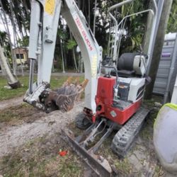 Takeuchi TB210 Mini Excavator 