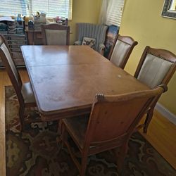 Dining room table with 6 chairs/ china cabinet