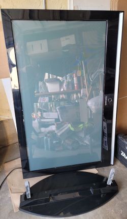 Free 50" Samsung Tv (not smart)