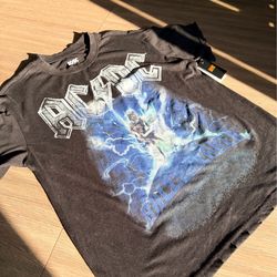 Men’s  Small NWT AC/DC