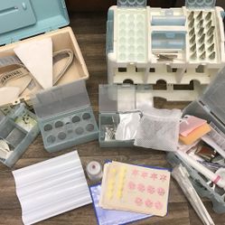 Cake Decorating Kit Beginner/Intermediate