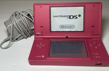 Pink Nintendo DSI - includes Game + Charger