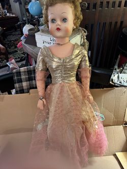 Vintage - Rare Find - Cinderella Doll