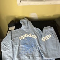 Sp5der Hoodie & Joggers 