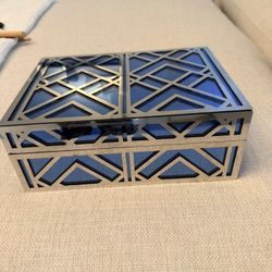 Z gallerie decorative blue mirrored box