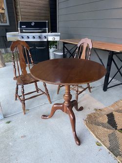 Antique Cherry Game Table With Chairs