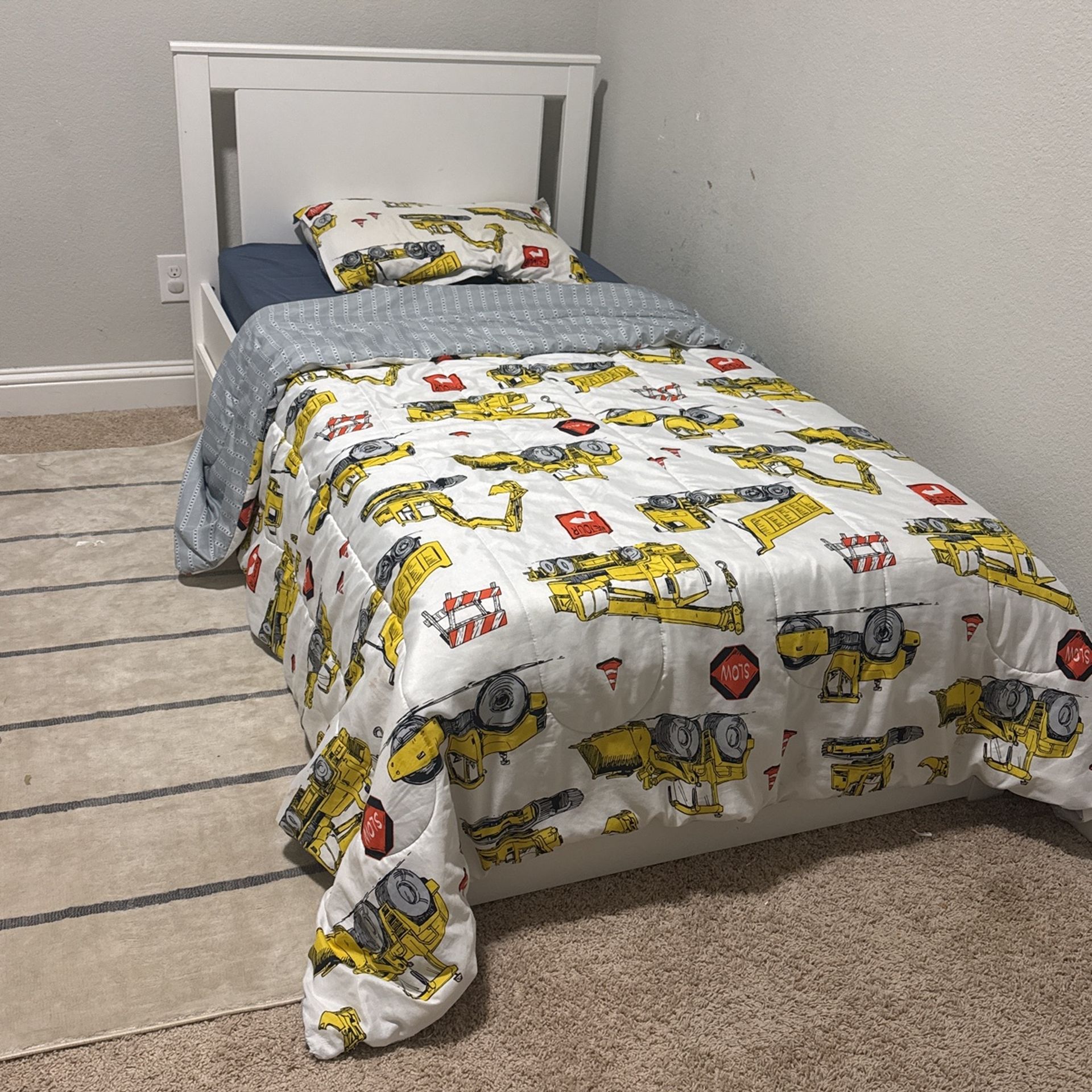 Twin Bed With Slatted Bed Base