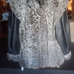 Natural Rabbit Fur With Soft Leather Sleves