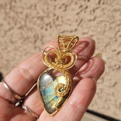 LABORADITE HEART SHAPED PENDANTS