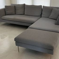 Sleek Modern Light Gray Sectional