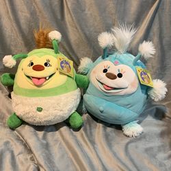 Brand new a stuffed hand puppets