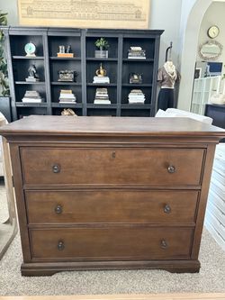 Pottery Barn Larkin 3 drawer Dresser