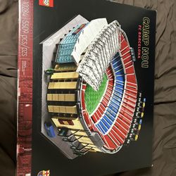 Barcelona Camp Nou LEGO Set Brand New Unopened Box