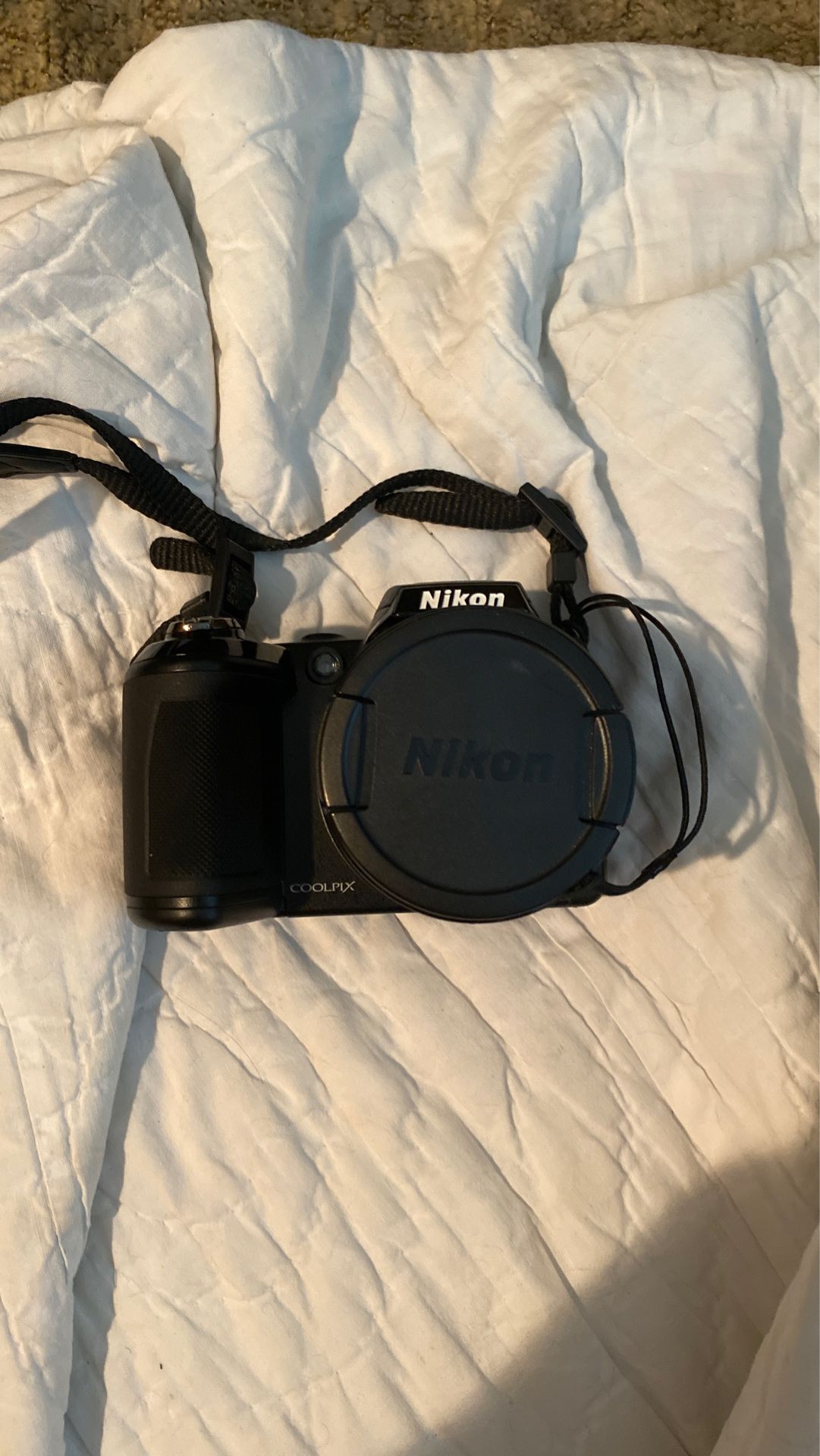 Nixon Coolpix L310 Camera