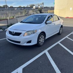 09 Toyota Corolla