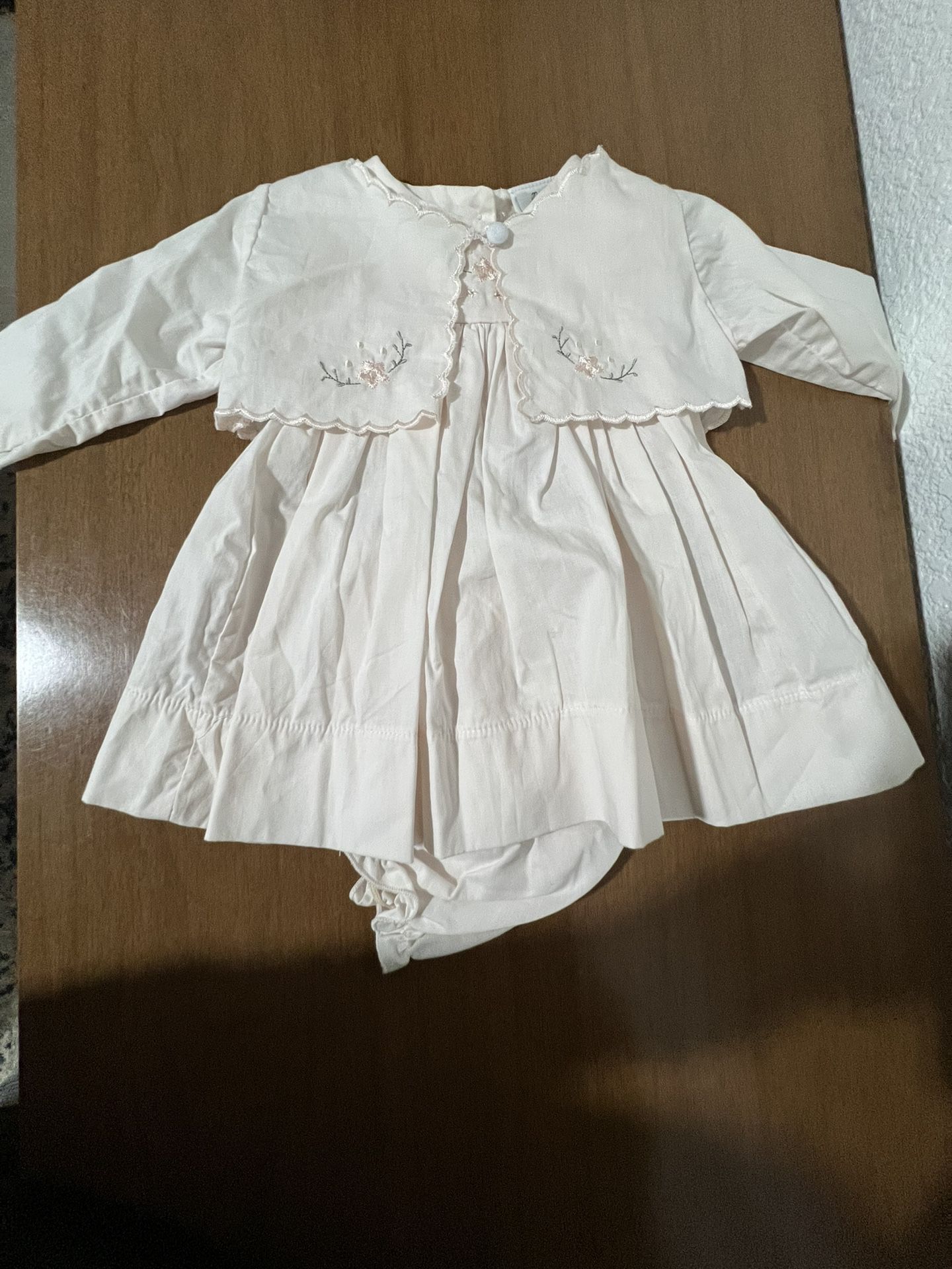 Baby dress  Allie Wade size 3-6 months  100% Cotton