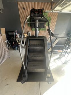 AModels: P1 Stair Master✅   Commercial Grade Tubing & Parts. This machine is approved for both home and commercial gym use.   Heart Rate Monitors: ✔️ 