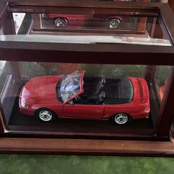 Model 1/18 Scale Diecast Mustang