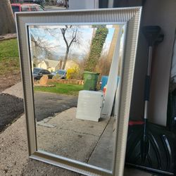 Espejo grande (mirror)