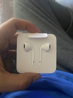 Brand new Apple headphones