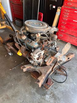 Mopar 1970 318 running long block
